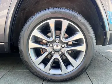 JEEP GRAND CHEROKEE OVERLAND AWD