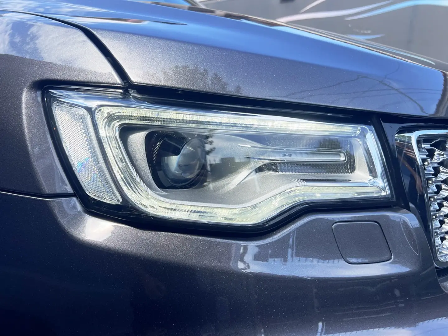 JEEP GRAND CHEROKEE OVERLAND AWD