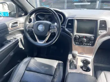 JEEP GRAND CHEROKEE OVERLAND AWD