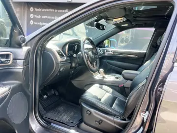 JEEP GRAND CHEROKEE OVERLAND AWD