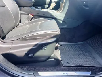JEEP GRAND CHEROKEE OVERLAND AWD