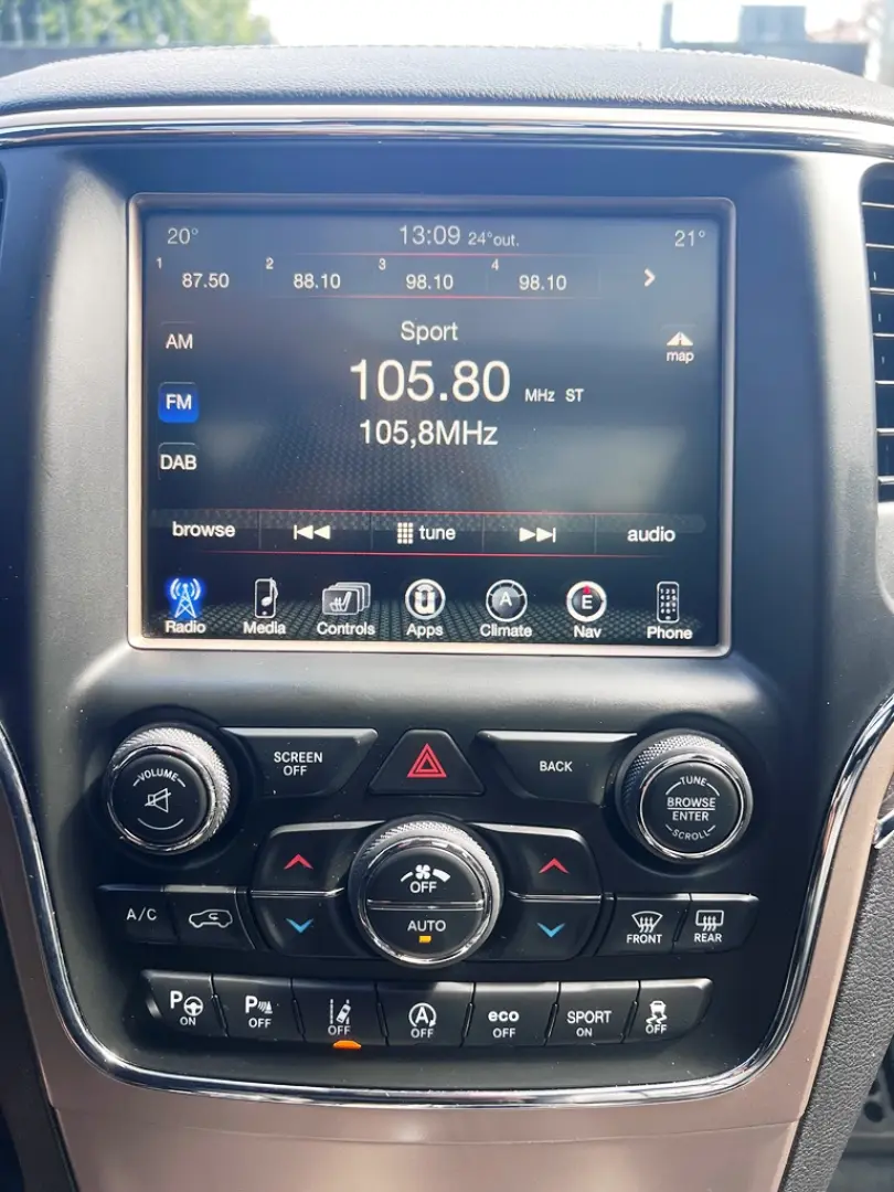 JEEP GRAND CHEROKEE OVERLAND AWD