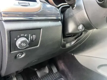 JEEP GRAND CHEROKEE OVERLAND AWD