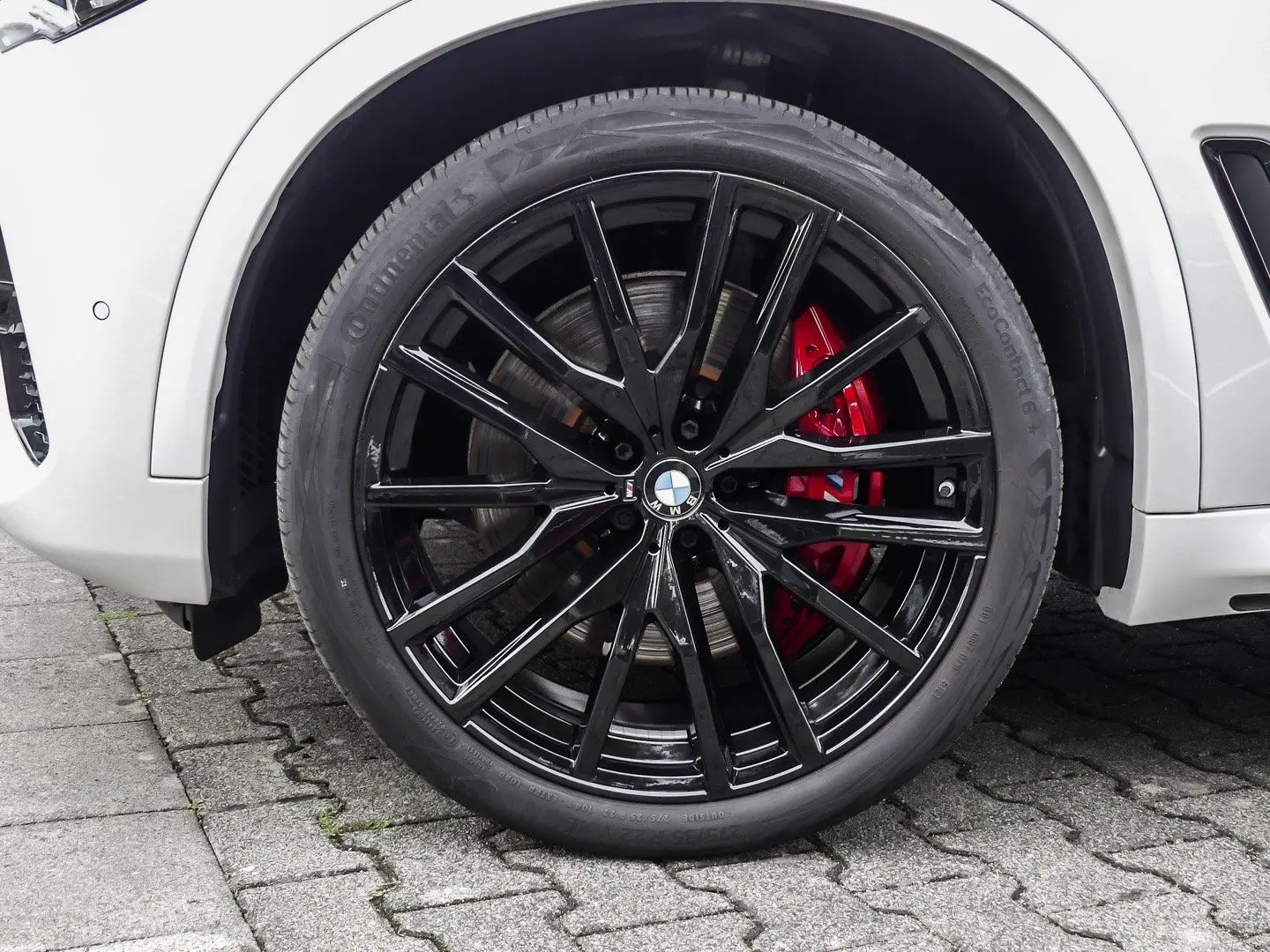 X5 xDrive40d M-SPORT+HUD+PANO+ACC+AHK+LASER+NAVI