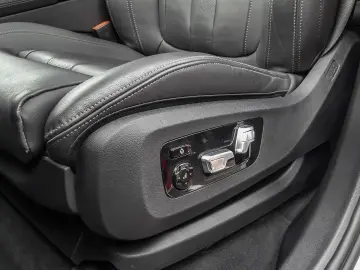 X5 xDrive40d M-SPORT+HUD+PANO+ACC+AHK+LASER+NAVI