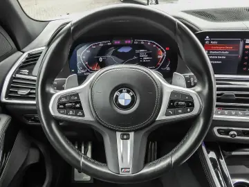 X5 xDrive40d M-SPORT+HUD+PANO+ACC+AHK+LASER+NAVI