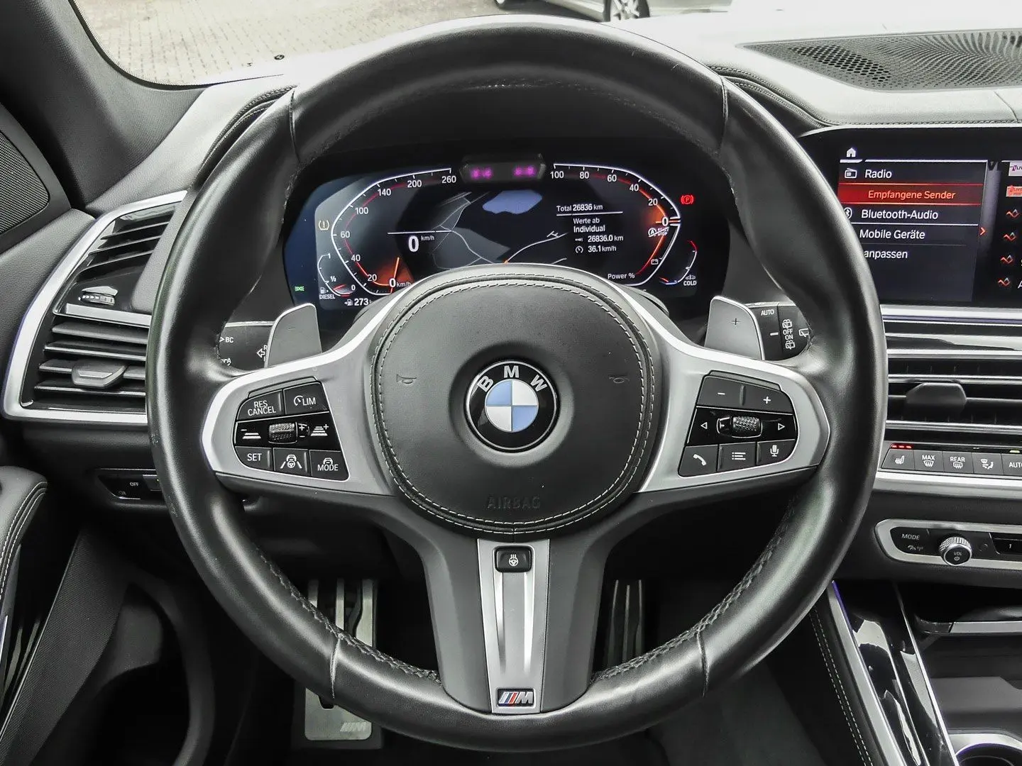 X5 xDrive40d M-SPORT+HUD+PANO+ACC+AHK+LASER+NAVI