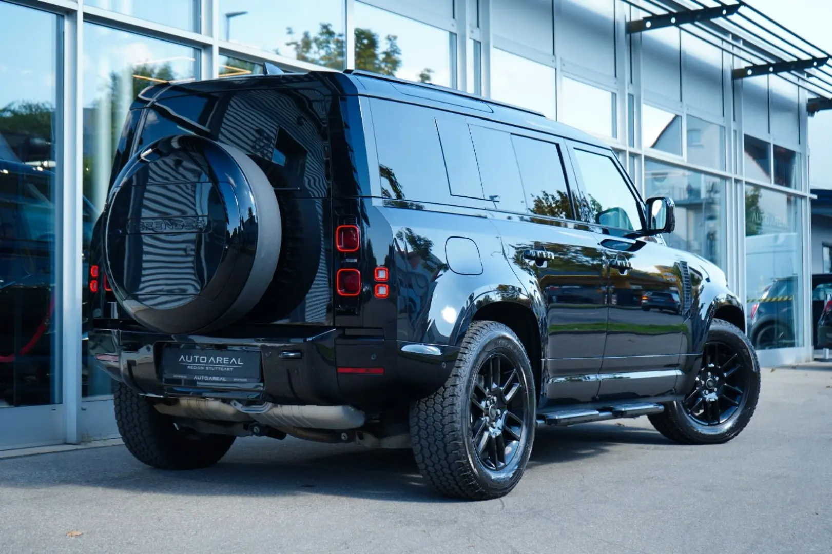Defender 110 D250 X-DYNAMIC SE PANO/AHK/OFF-ROAD