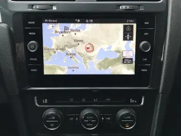 Volkswagen e-GOLF e-DITION