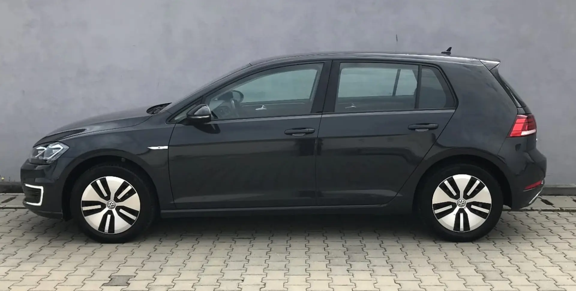 Volkswagen e-GOLF e-DITION
