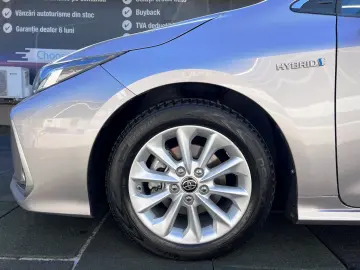 TOYOTA COROLLA 1.8 DYNAMIC HYBRID HSD