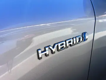 TOYOTA COROLLA 1.8 DYNAMIC HYBRID HSD