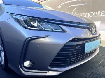 TOYOTA COROLLA 1.8 DYNAMIC HYBRID HSD