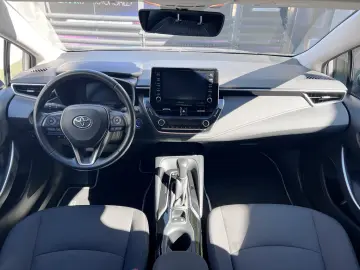 TOYOTA COROLLA 1.8 DYNAMIC HYBRID HSD