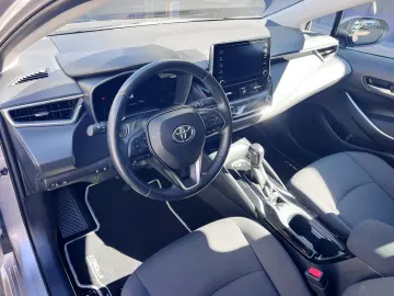 TOYOTA COROLLA 1.8 DYNAMIC HYBRID HSD
