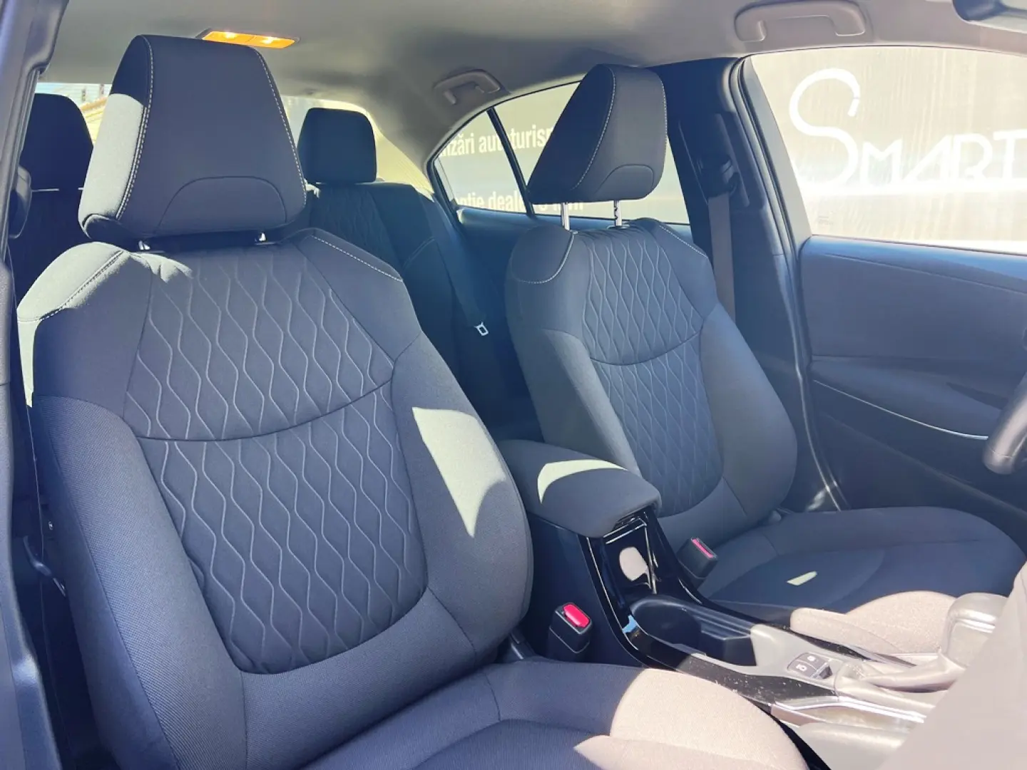 TOYOTA COROLLA 1.8 DYNAMIC HYBRID HSD