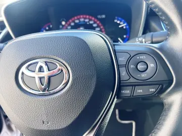 TOYOTA COROLLA 1.8 DYNAMIC HYBRID HSD