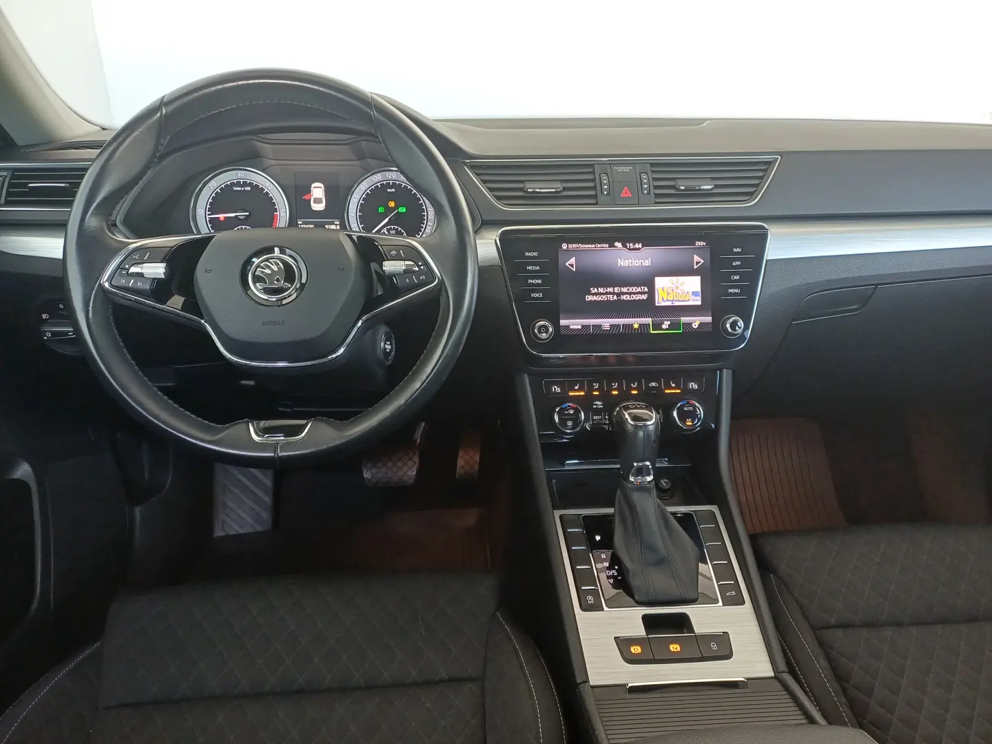 Škoda Superb AMBITION 2.0 TDI DSG