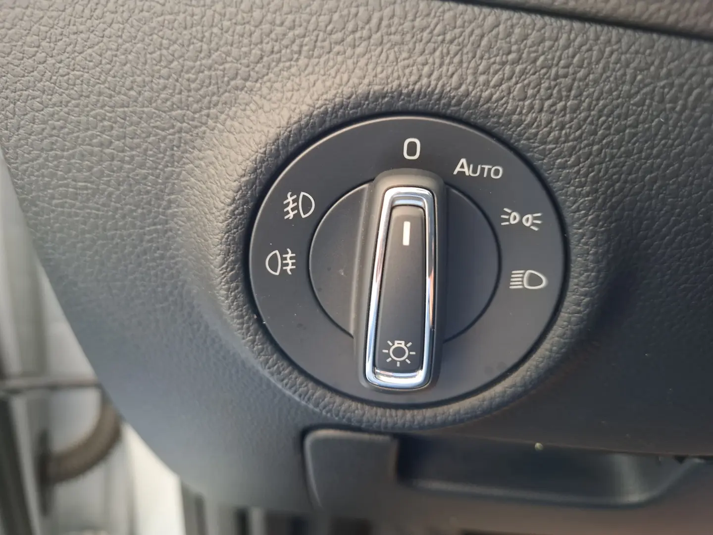 Škoda Superb AMBITION 2.0 TDI DSG