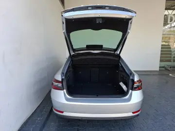 Škoda Superb AMBITION 2.0 TDI DSG