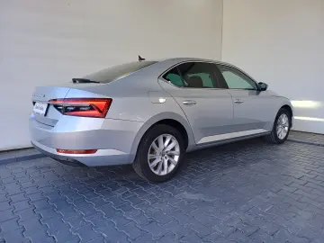 Škoda Superb AMBITION 2.0 TDI DSG