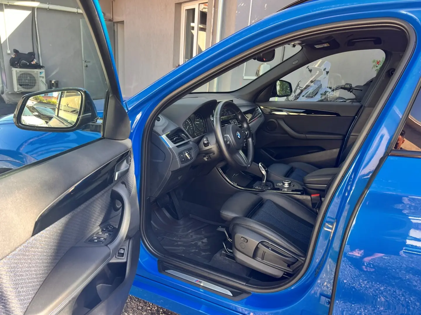 BMW X1 2.0I XDRIVE M PACKAGE STEPTRONIC