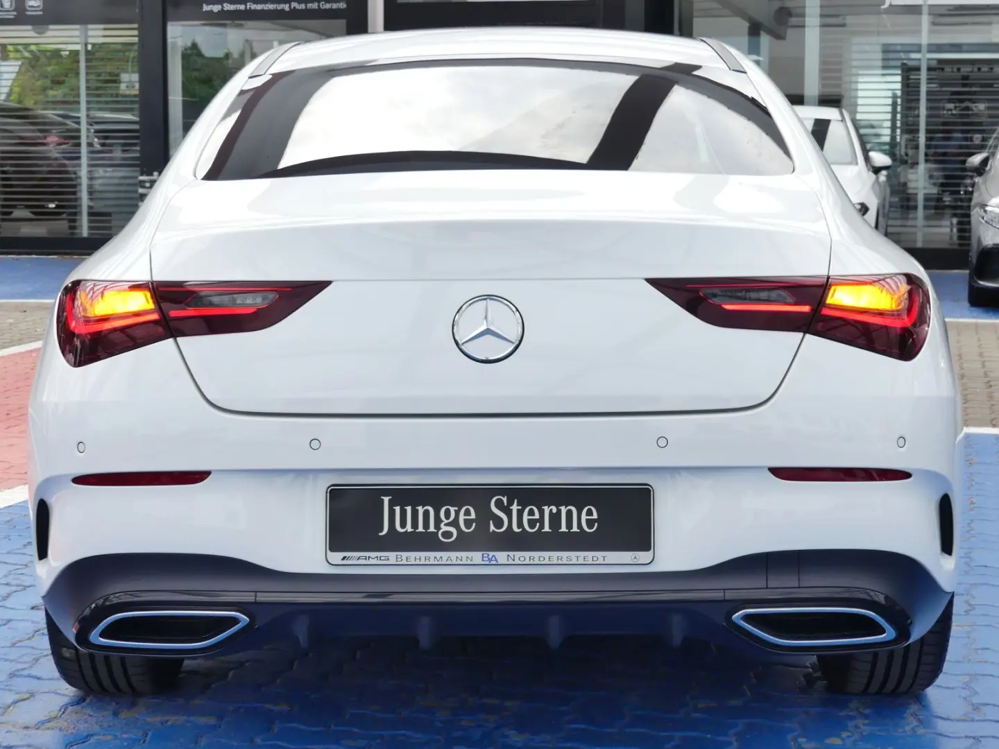 CLA 220d AMG +Panorama+R-Kamera+LED-Scheinw+MBUX