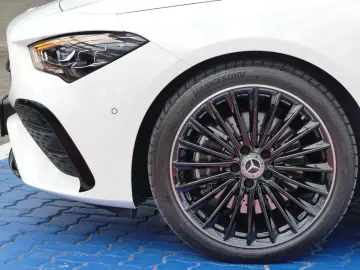 CLA 220d AMG +Panorama+R-Kamera+LED-Scheinw+MBUX