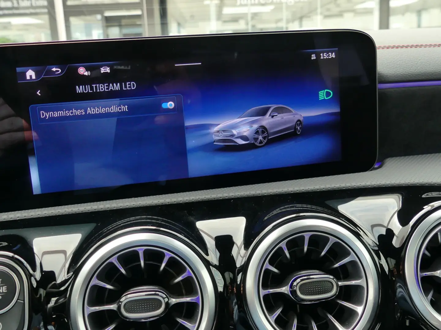 CLA 220d AMG +Panorama+R-Kamera+LED-Scheinw+MBUX