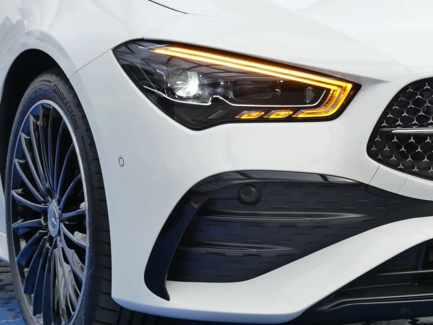 CLA 220d AMG +Panorama+R-Kamera+LED-Scheinw+MBUX