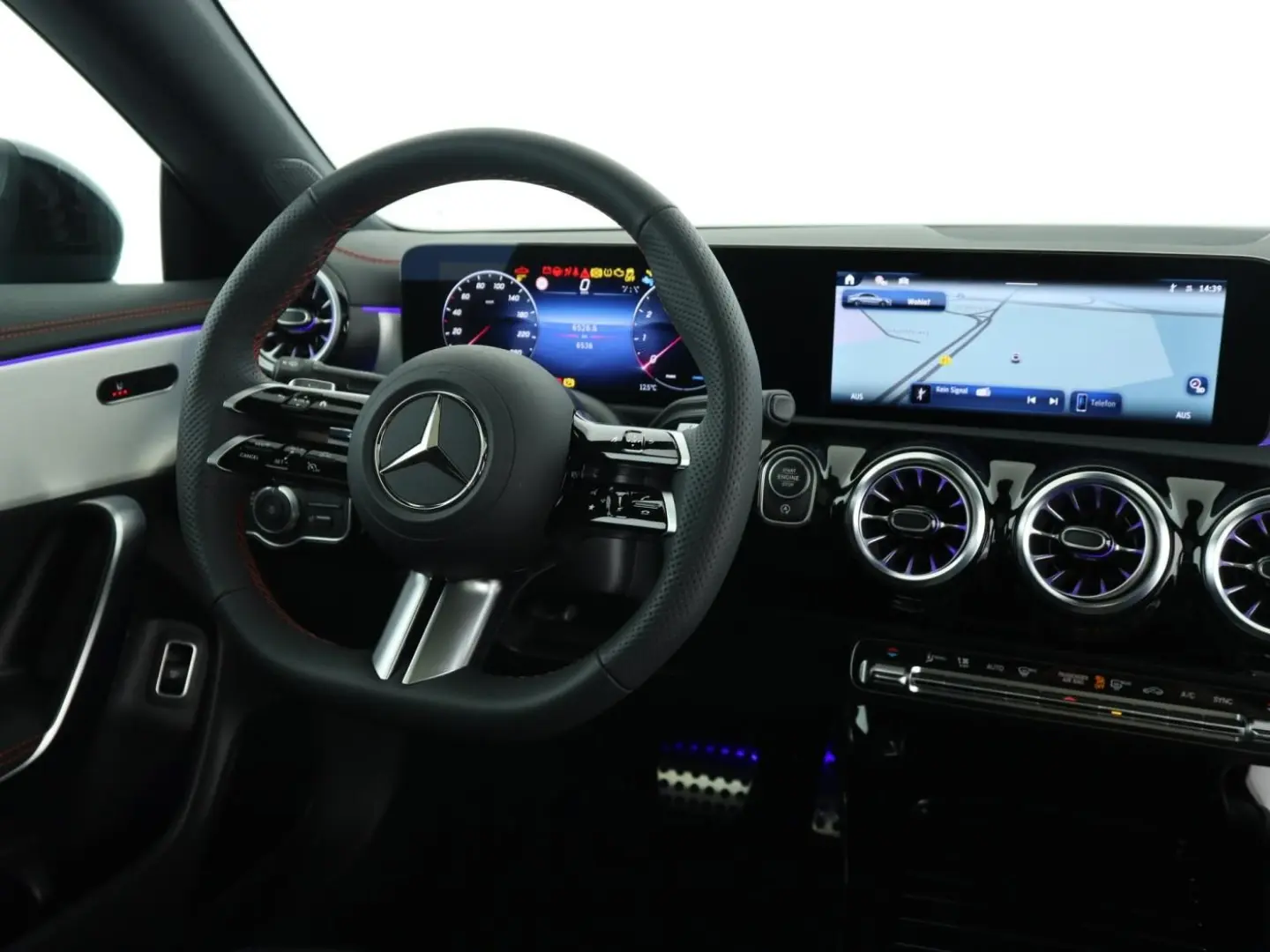 CLA 200 *AMG Premium*Pano*Night*WinterP*Navi*LED