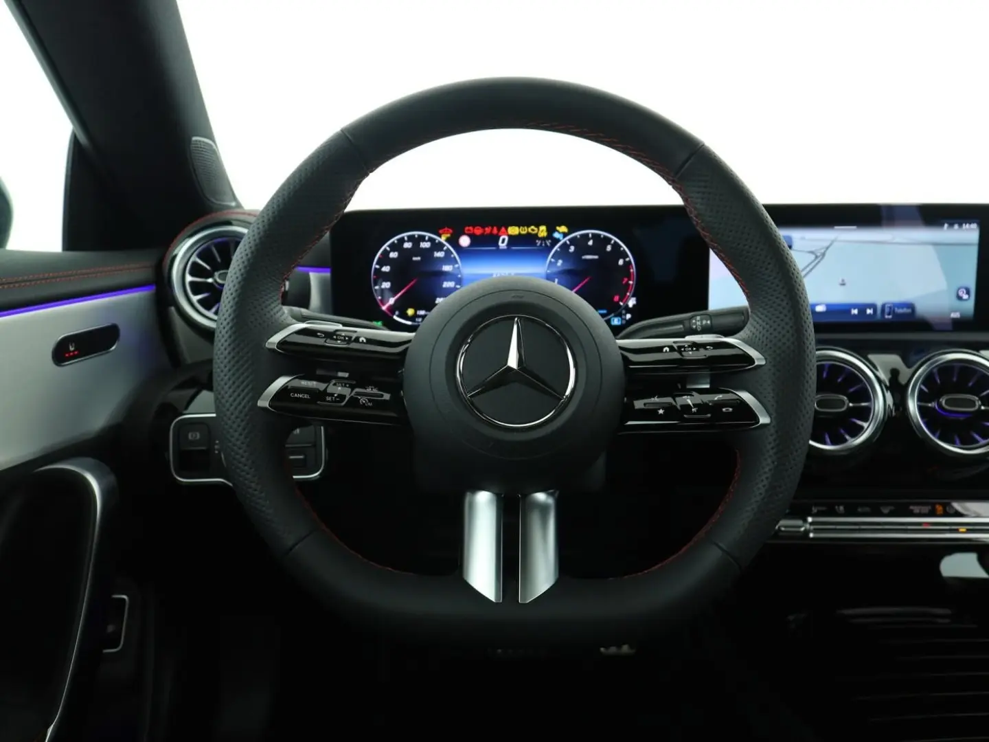 CLA 200 *AMG Premium*Pano*Night*WinterP*Navi*LED