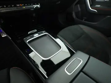 CLA 200 *AMG Premium*Pano*Night*WinterP*Navi*LED