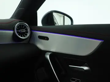 CLA 200 *AMG Premium*Pano*Night*WinterP*Navi*LED