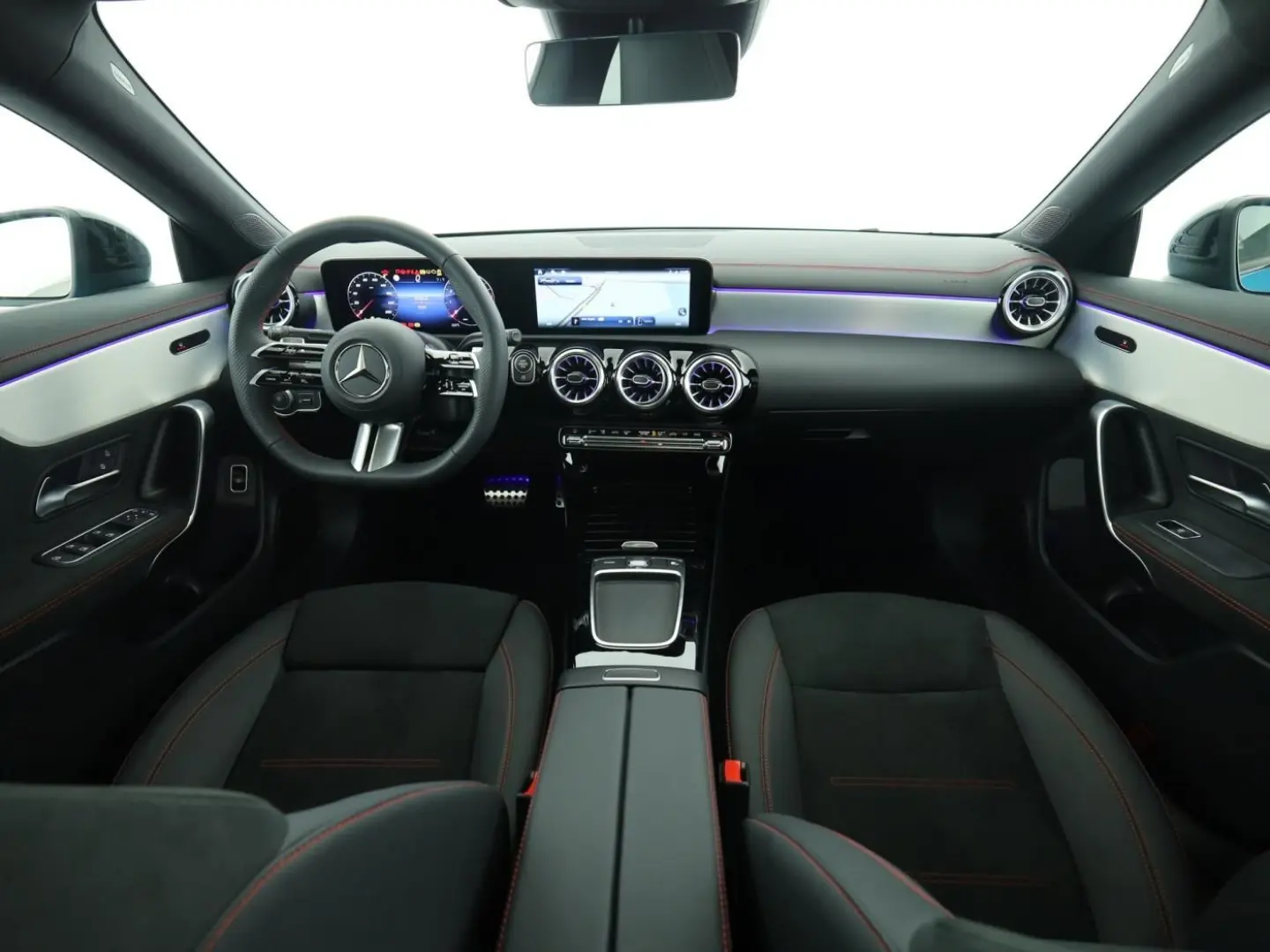 CLA 200 *AMG Premium*Pano*Night*WinterP*Navi*LED
