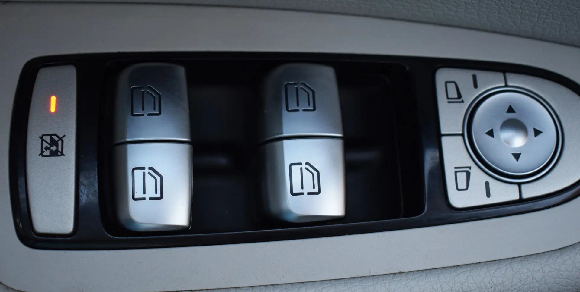 Mercedes-Benz C 180 (BlueTEC) d 7G-TRONIC