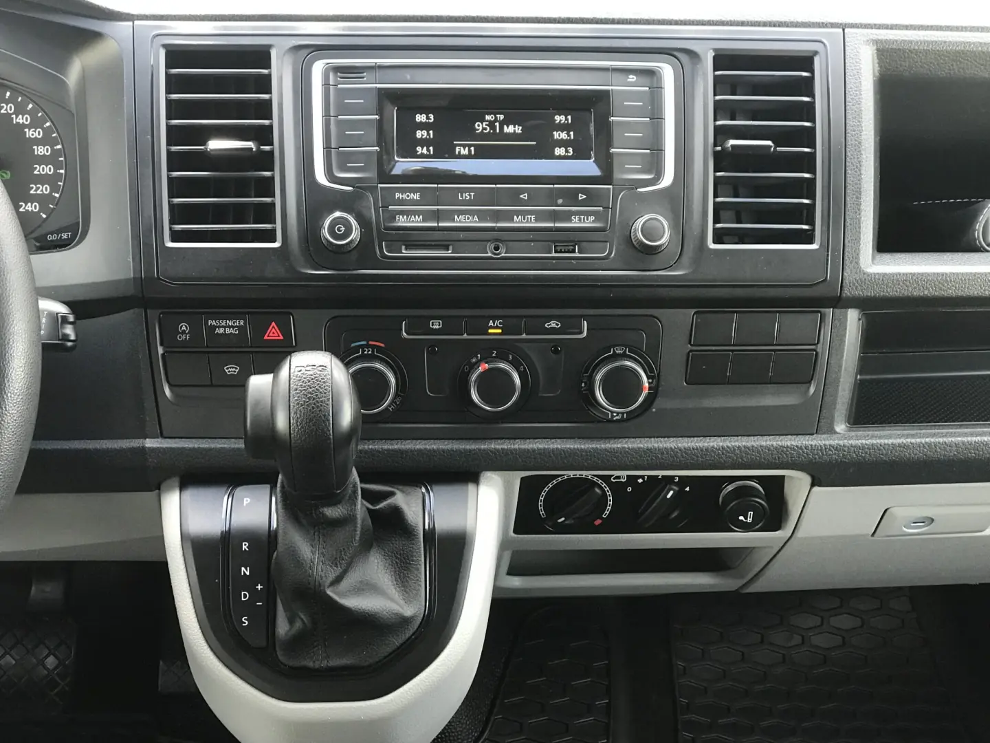 Volkswagen Transporter T6 DSG Plus Trendline
