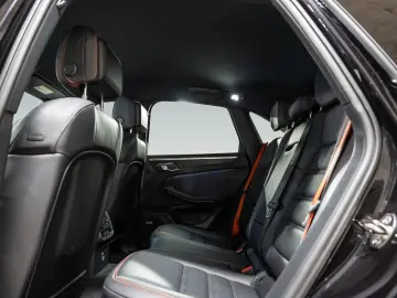 Macan GTS Sport Chrono BOSE Sitzbelüftung PDLS+