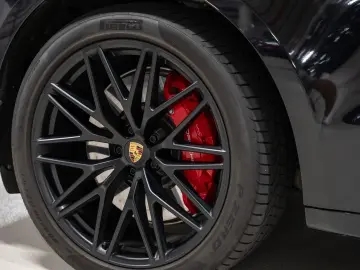 Macan GTS Sport Chrono BOSE Sitzbelüftung PDLS+