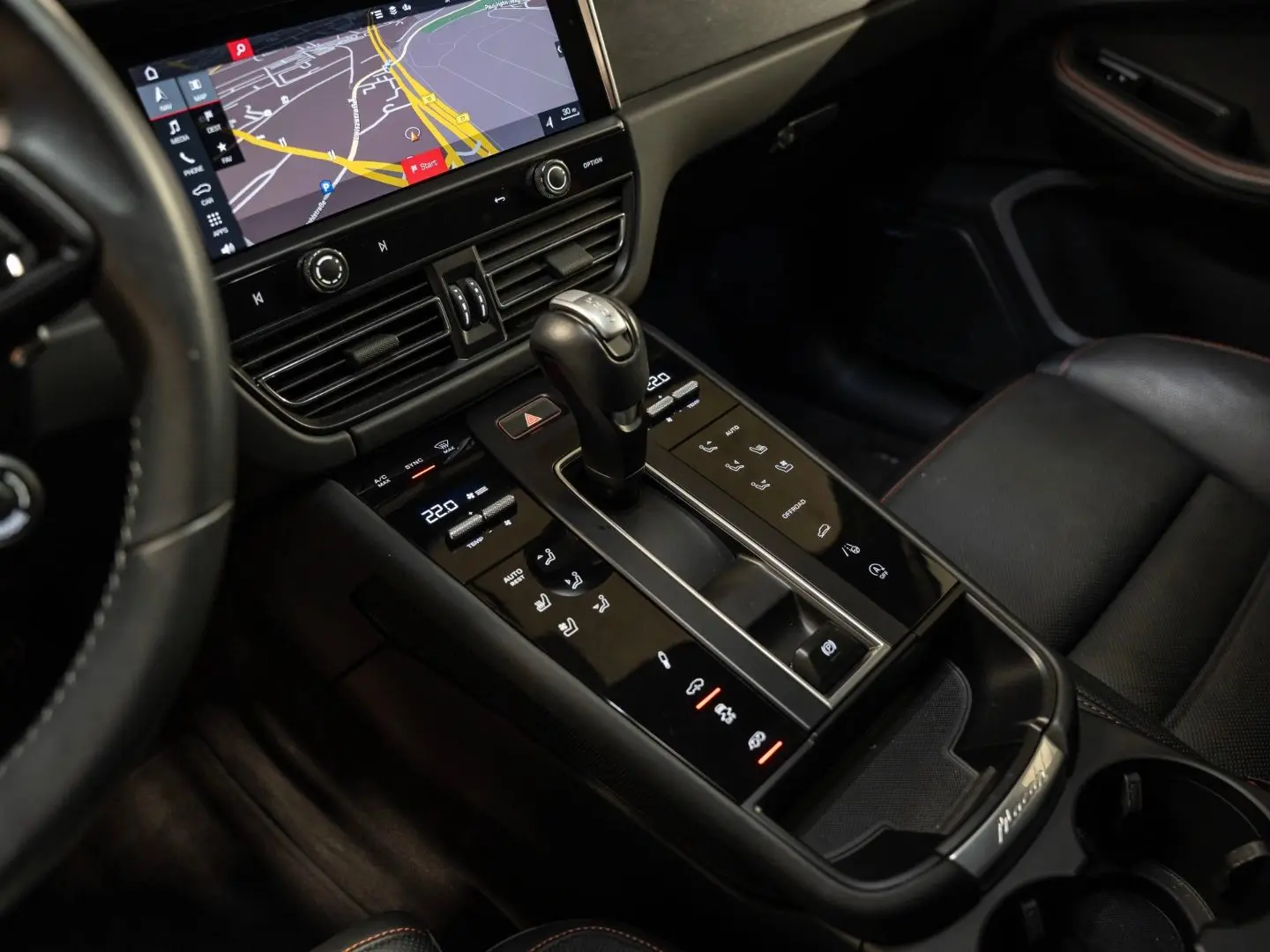 Macan GTS Sport Chrono BOSE Sitzbelüftung PDLS+