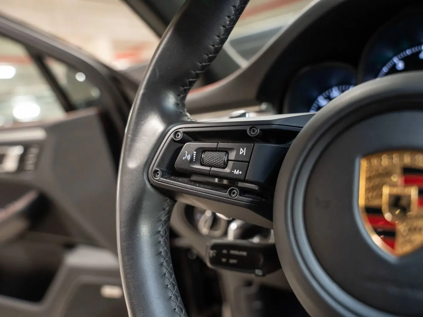Macan GTS Sport Chrono BOSE Sitzbelüftung PDLS+