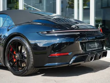 992.2 911 4 GTS T CABRIO BOSE/LIFT/HD-MTX/INNO-D