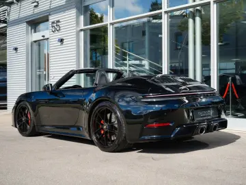 992.2 911 4 GTS T CABRIO BOSE/LIFT/HD-MTX/INNO-D