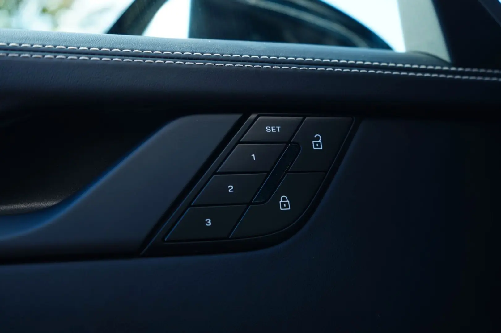 992.2 911 4 GTS T CABRIO BOSE/LIFT/HD-MTX/INNO-D