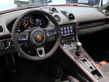 Porsche 718 Spyder