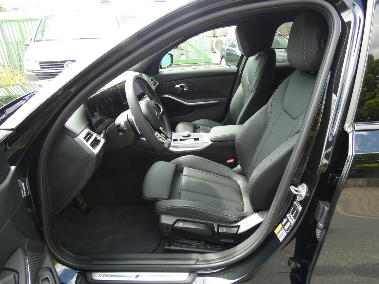 330e xDrive Limousine M Sportpaket DAB LED Shz