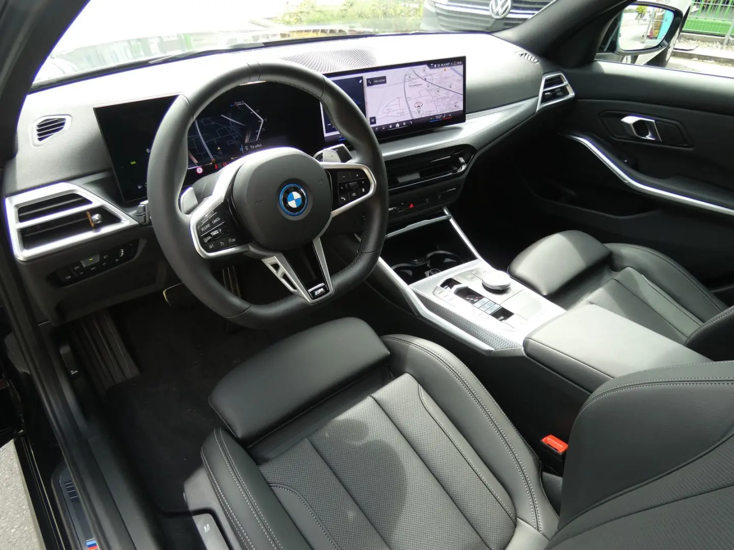 330e xDrive Limousine M Sportpaket DAB LED Shz