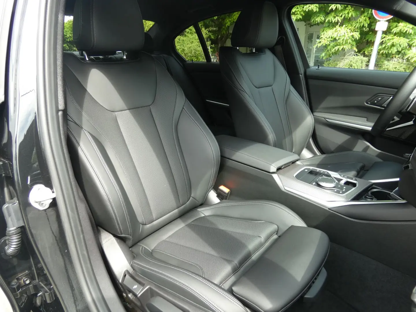 330e xDrive Limousine M Sportpaket DAB LED Shz