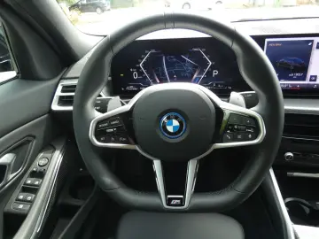 330e xDrive Limousine M Sportpaket DAB LED Shz