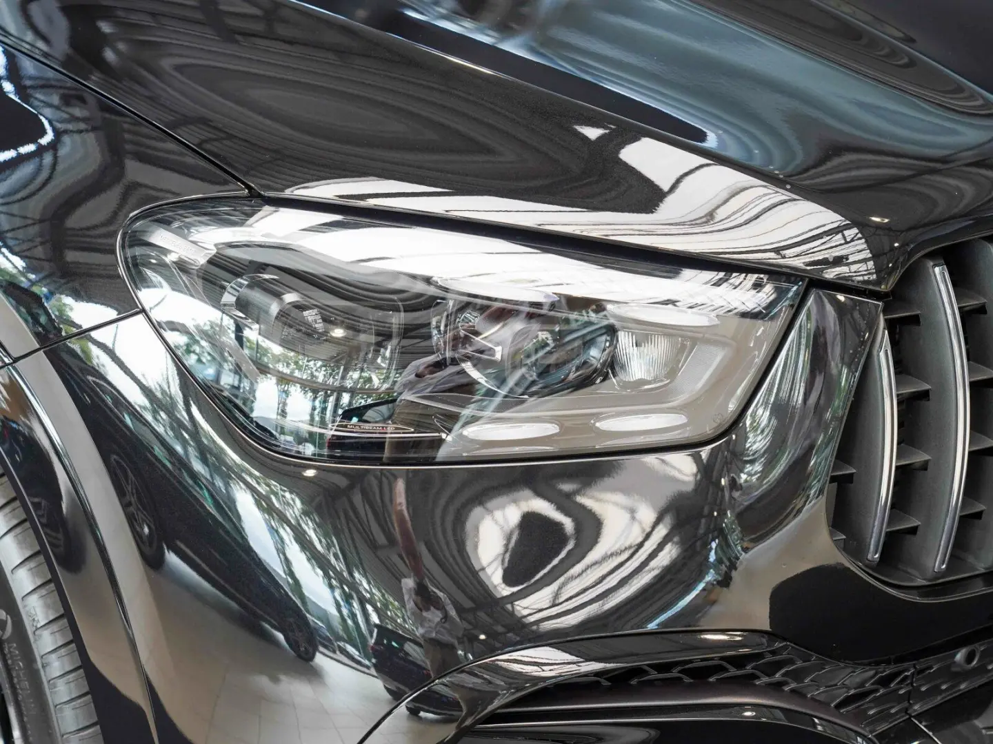 Mercedes-Benz GLE 53 AMG 4M+ Coupé Night flowing lines
